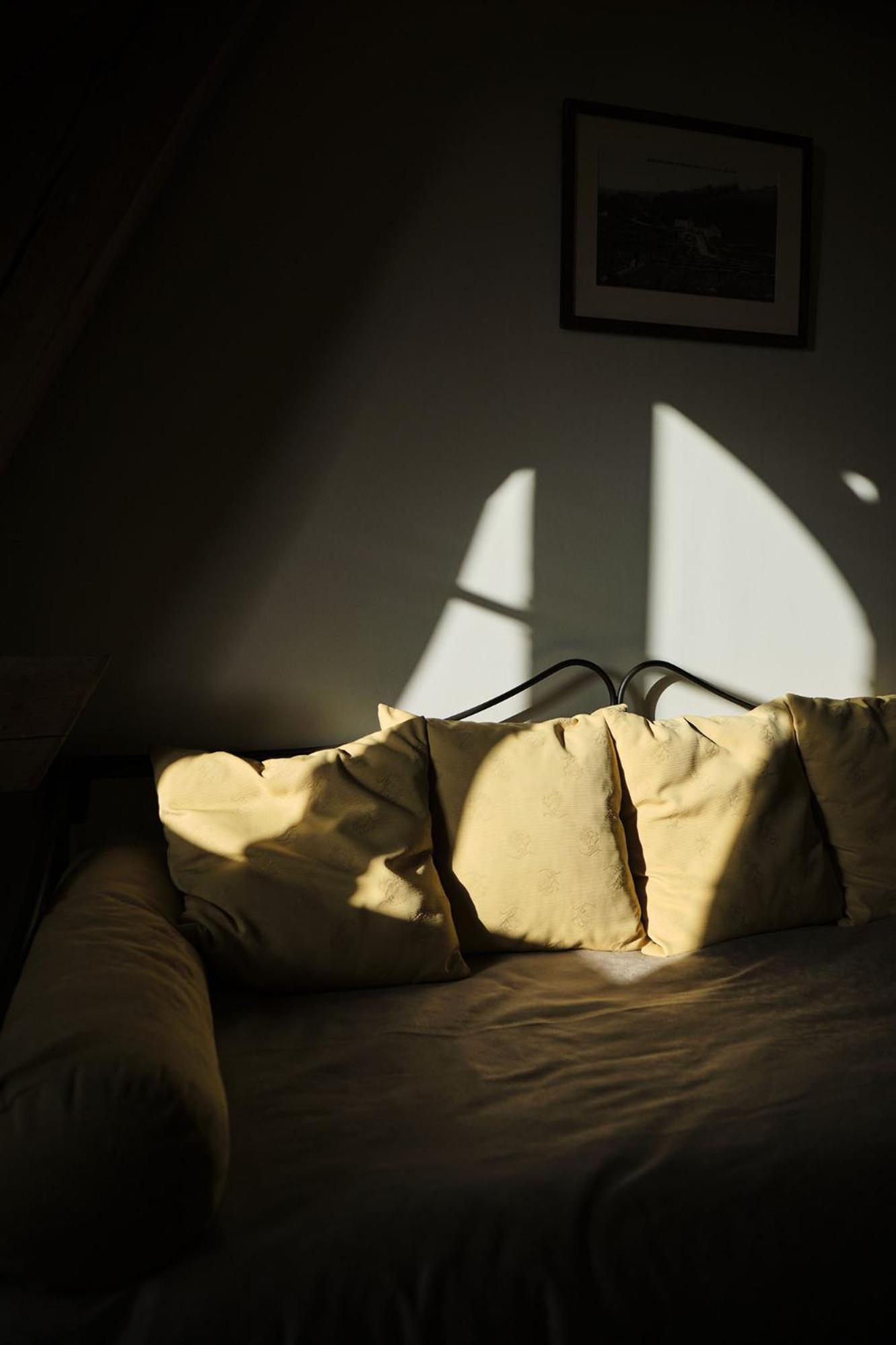 Hostellerie De La Tour D'Auxois Солию Екстериор снимка