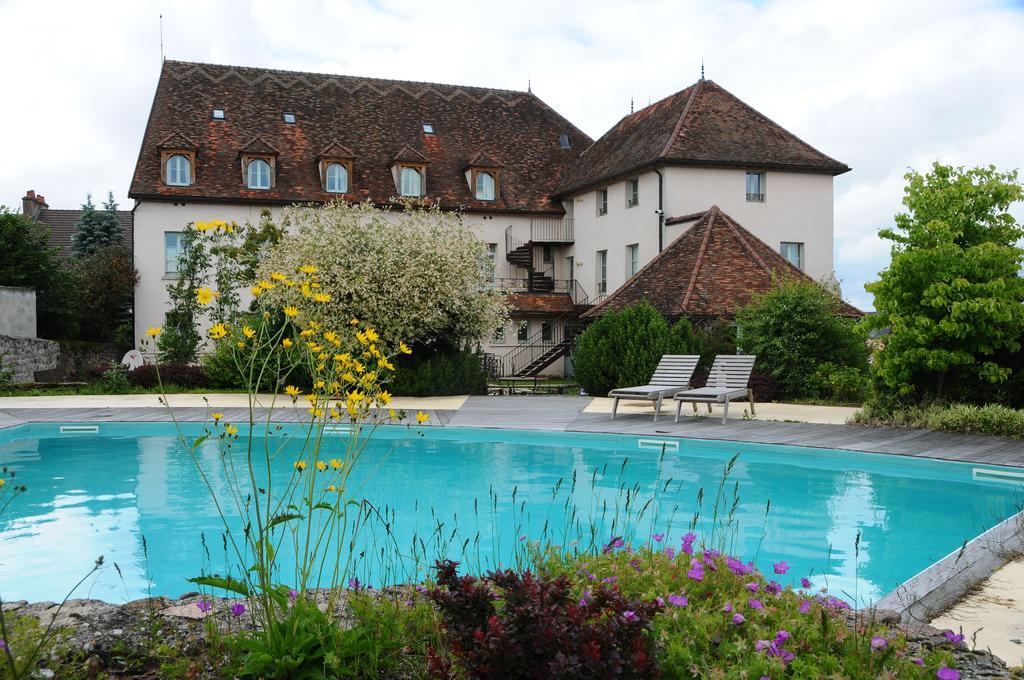 Hostellerie De La Tour D'Auxois Солию Екстериор снимка